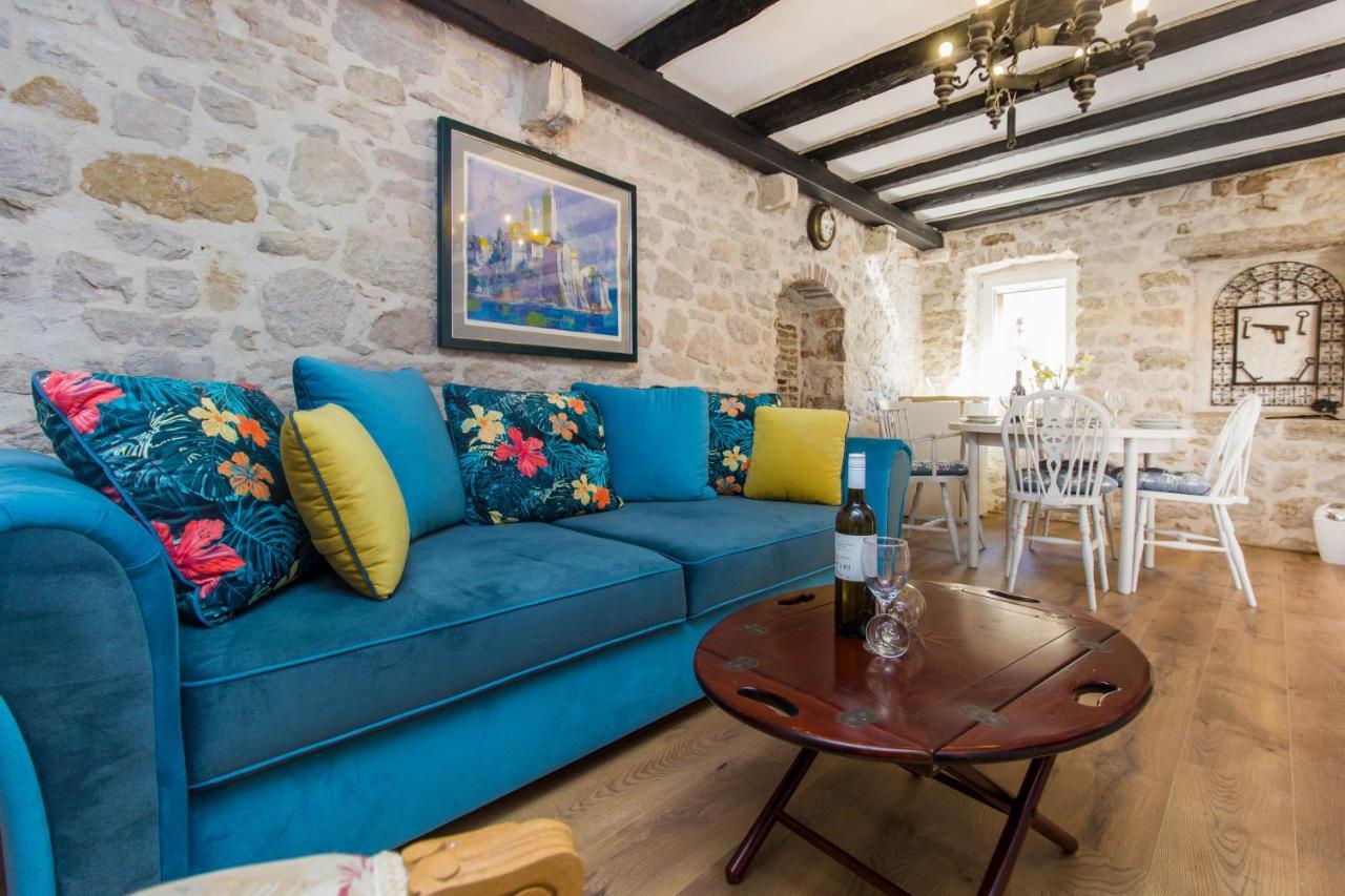 Captain'S Lodge Tribunj  Bagian luar foto