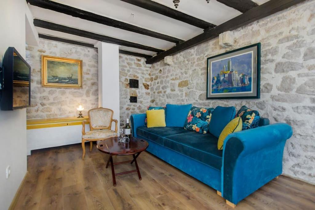 Captain'S Lodge Tribunj  Bagian luar foto